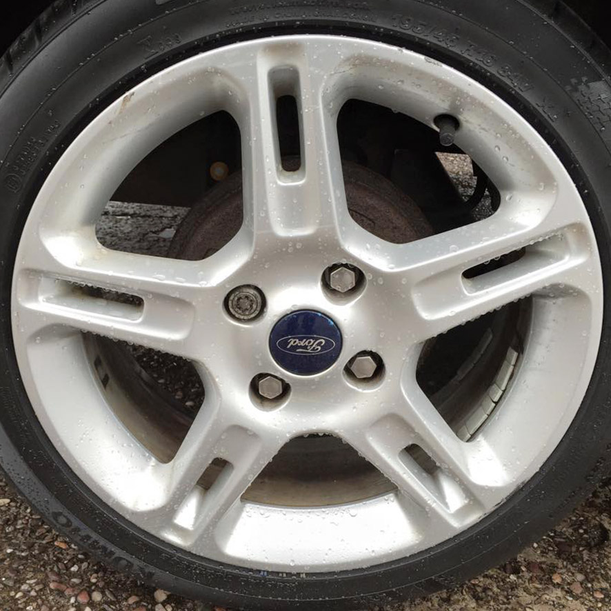 Ford Fiesta alloy wheel colour change before